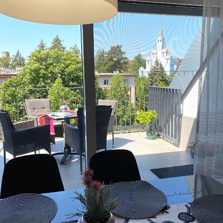 Atrium Apartman Heviz Mit Panoramaterrasse Und Tiefgarage Bagian luar foto