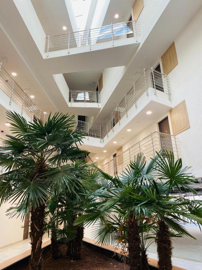 Atrium Apartman Heviz Mit Panoramaterrasse Und Tiefgarage Bagian luar foto