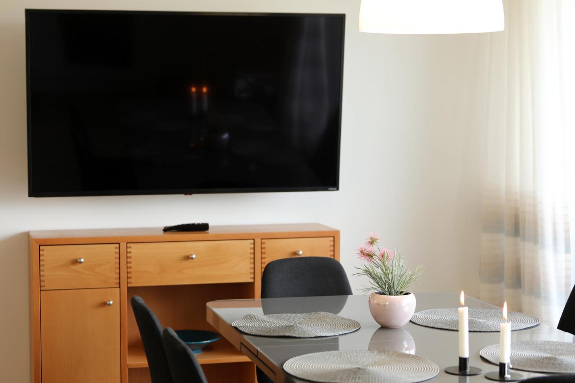 Atrium Apartman Heviz Mit Panoramaterrasse Und Tiefgarage Bagian luar foto