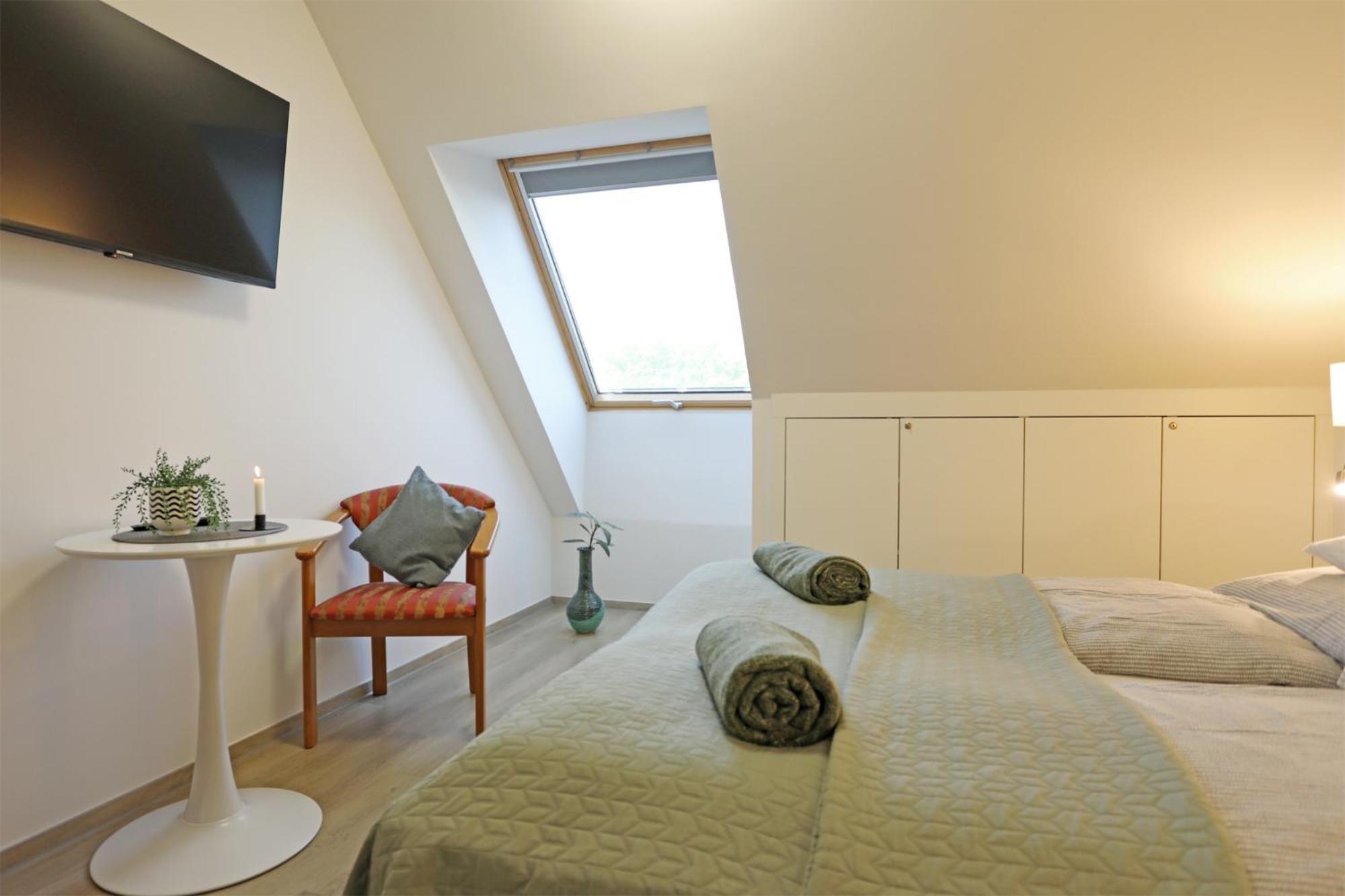 Atrium Apartman Heviz Mit Panoramaterrasse Und Tiefgarage Bagian luar foto