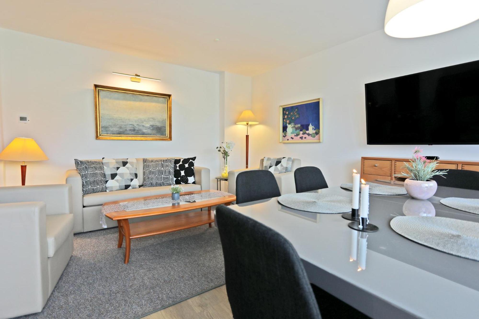 Atrium Apartman Heviz Mit Panoramaterrasse Und Tiefgarage Bagian luar foto